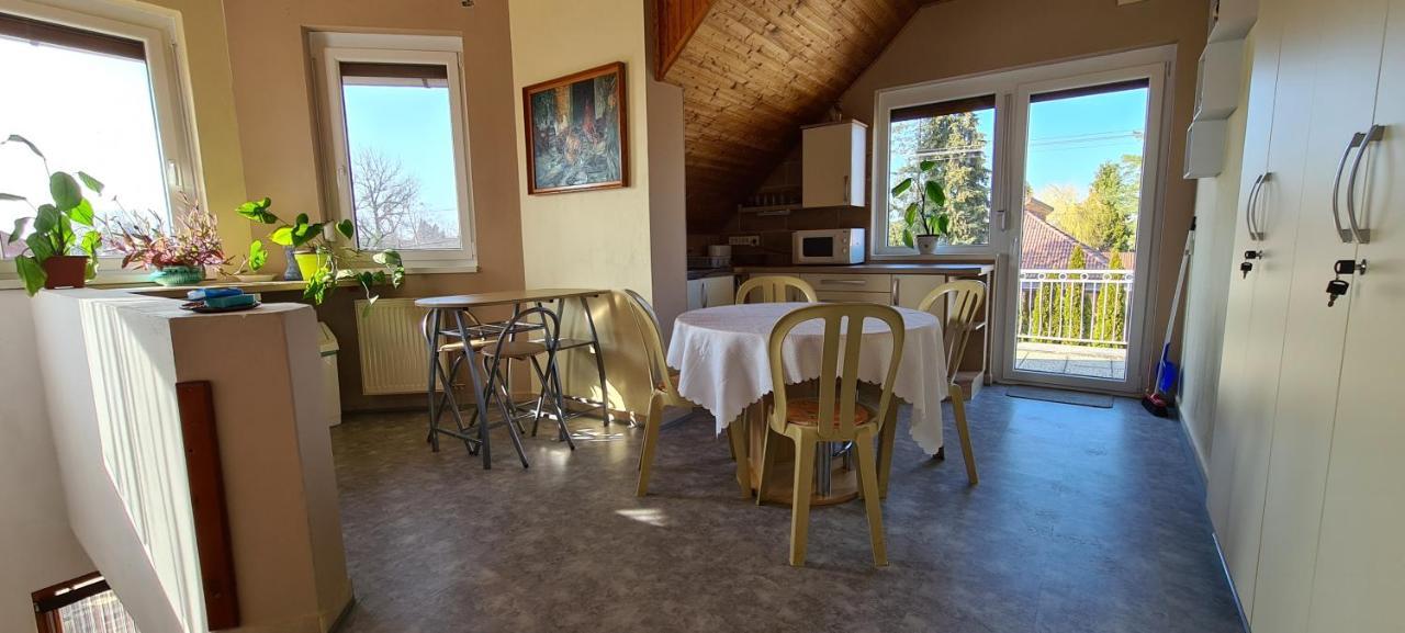 Hajas Familia Kiado Szobak Balatonmáriafürdő Exteriör bild